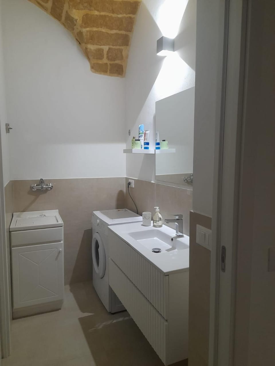 Relaxing Room Apartment in Terrasini