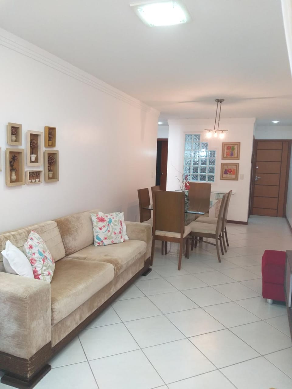 Communal lounge/ TV room, Living room