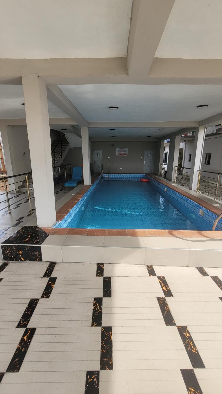 Swimming pool