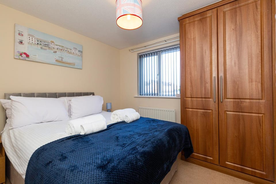 Bed, Bedroom, wardrobe