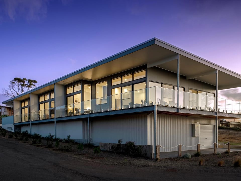 Property building, View (from property/room), View (from property/room), Sea view, Sea view
