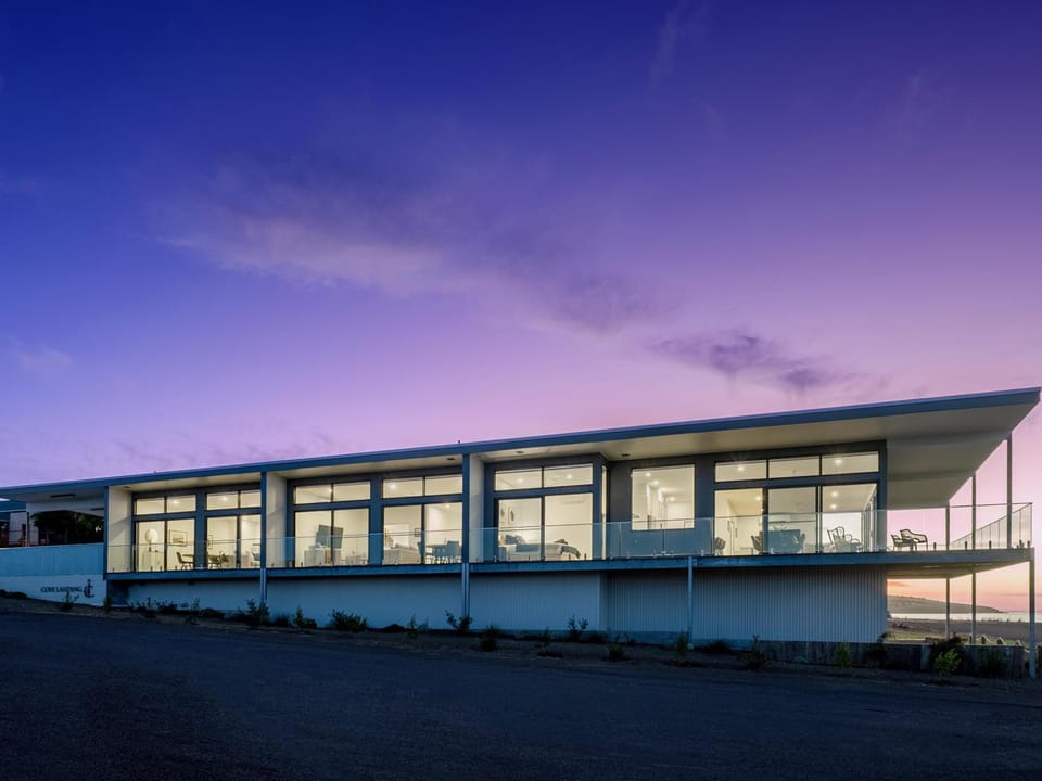 Property building, View (from property/room), View (from property/room), Sea view, Sea view