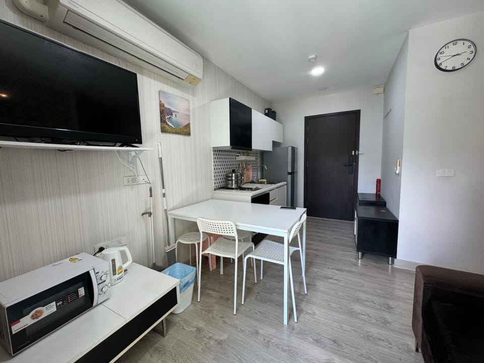 Royal Lee Condo Apartment in Mai Khao