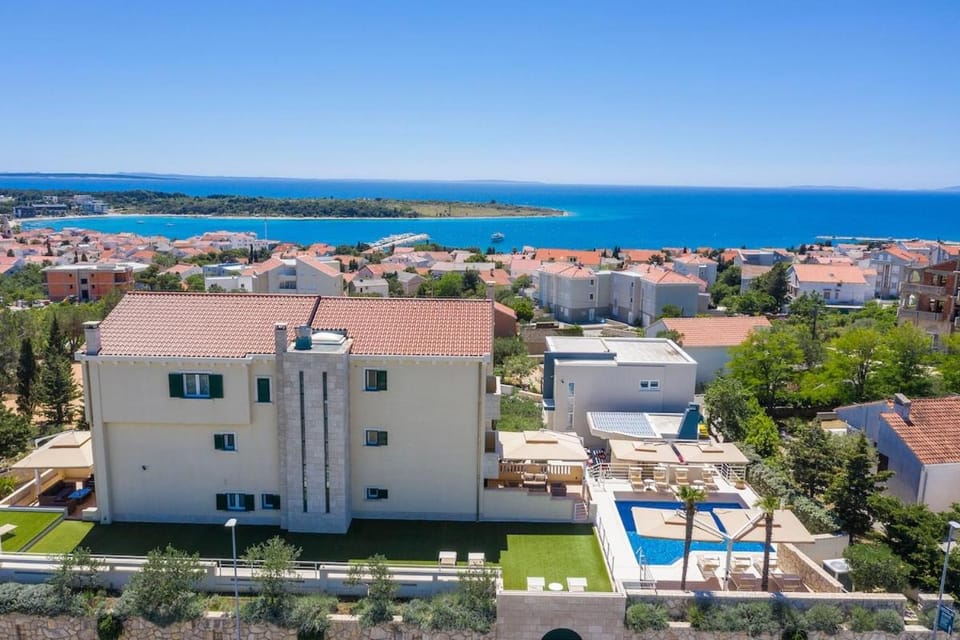 Pool Terrace Sea View Šarkić Apartment in Novalja