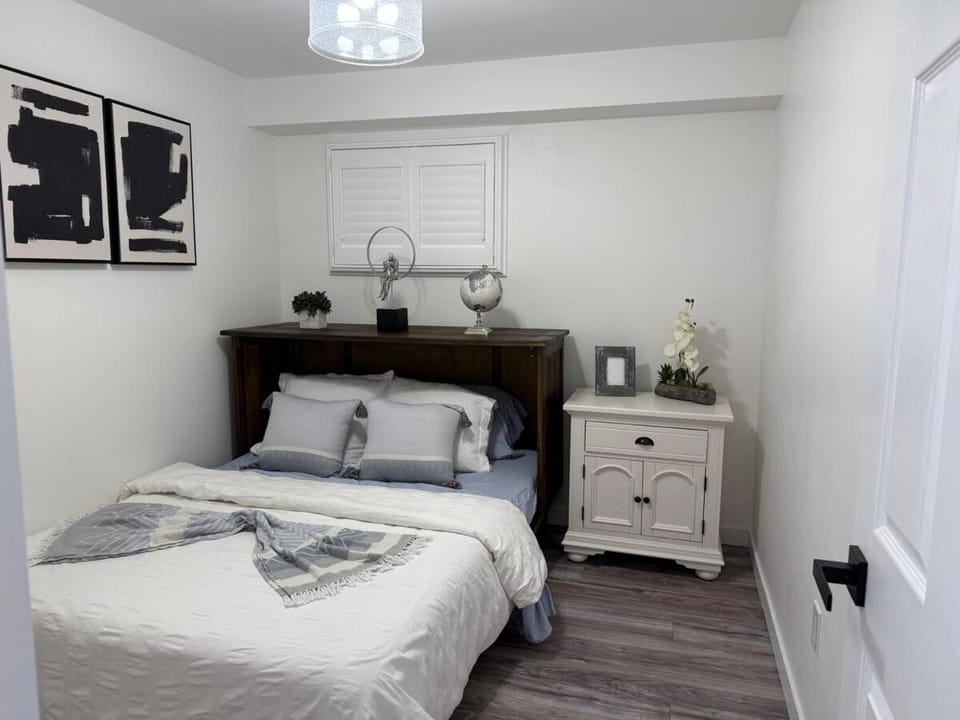Modern & Stylish 2BR Apartment 658 Apartment in Peterborough