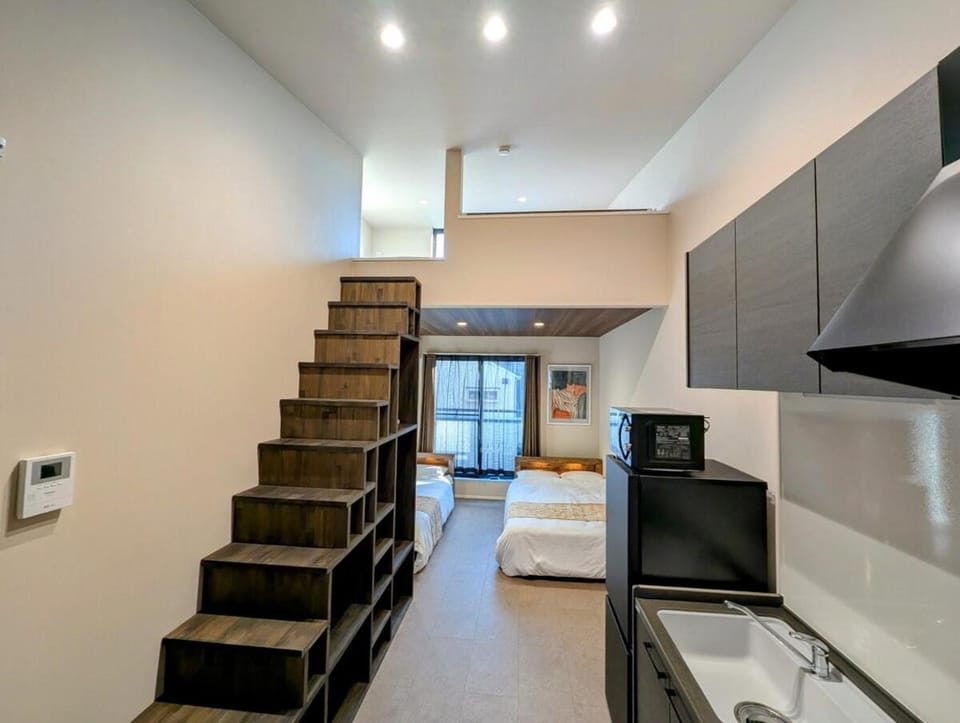 Kitchen or kitchenette, Bedroom