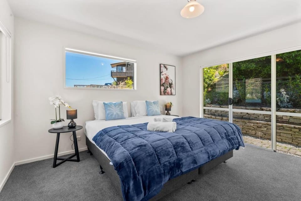 Mountain View Paradise 3 Bedroom House Lake Views House in Queenstown