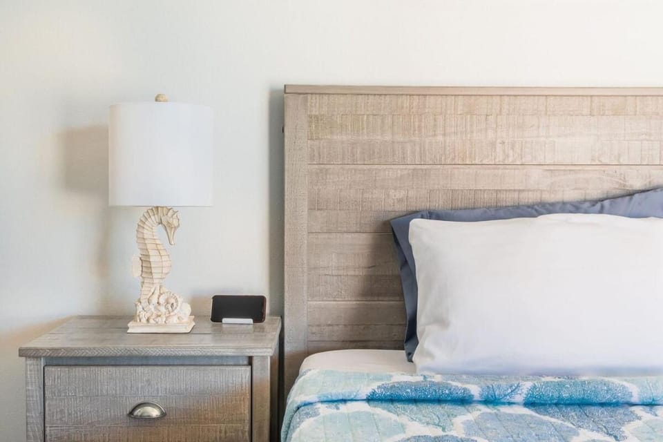 Cozy Beachfront Bliss with Ocean Views Apartment in Miramar Beach