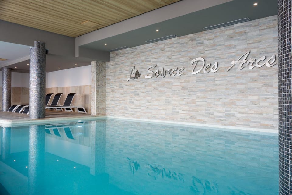 Swimming pool, Swimming pool