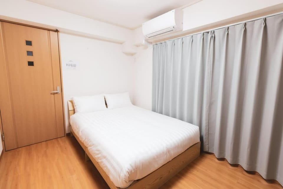 NEW Family Apartment Namba Park 3min walk 9ppl Apartment in Osaka