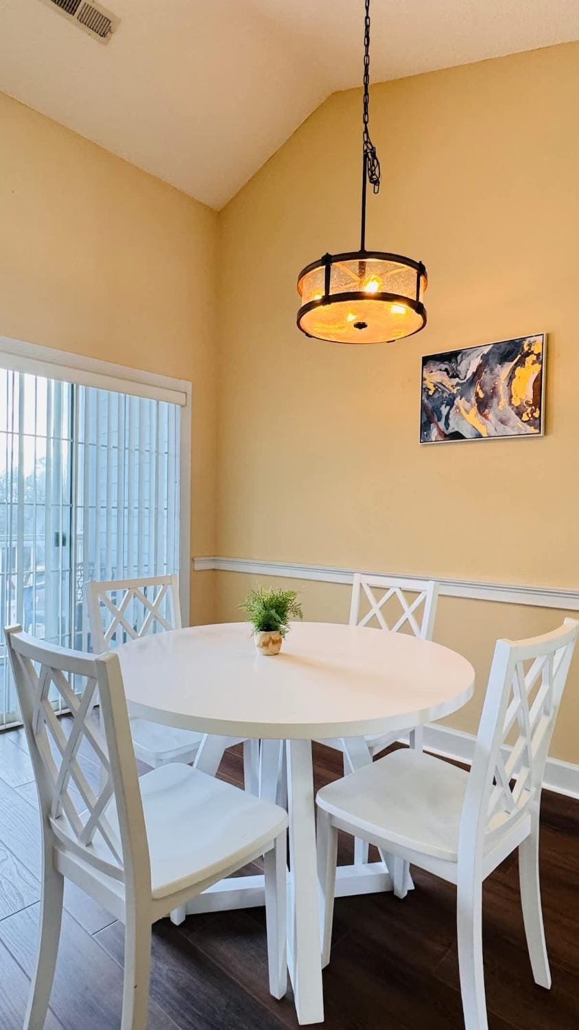 Adorable 1BR condo with pool view at Magnolia Apartment in Carolina Forest