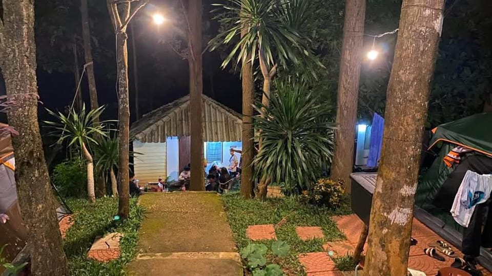 โฮมสเตย์เขาค้อบ้านไร่รื่นฤดี Campground/ 
RV Resort in Laos