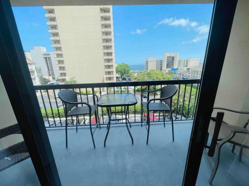 OD Tower II #3 Amazing ocean view condo pool Apartment in Myrtle Beach