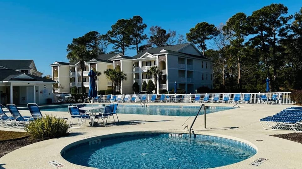 River Oaks Gorgeous 1BR condo Apartment in Carolina Forest