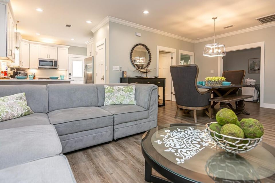 5004 Rookery3 sleeps 10 2 pools close to beach Apartment in Alabama