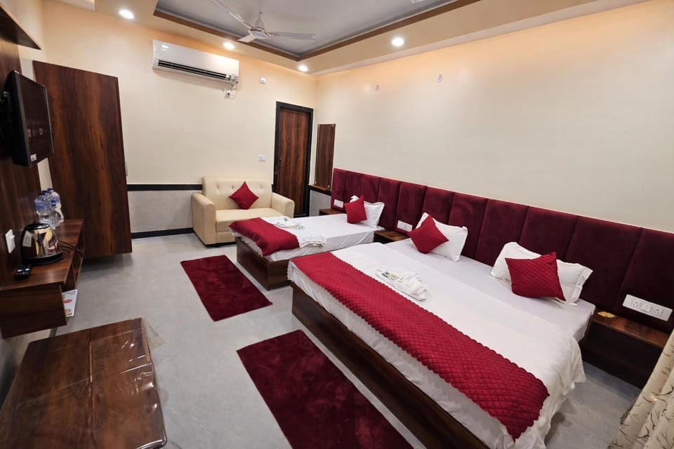 Kharari Inn Hotel in Uttar Pradesh