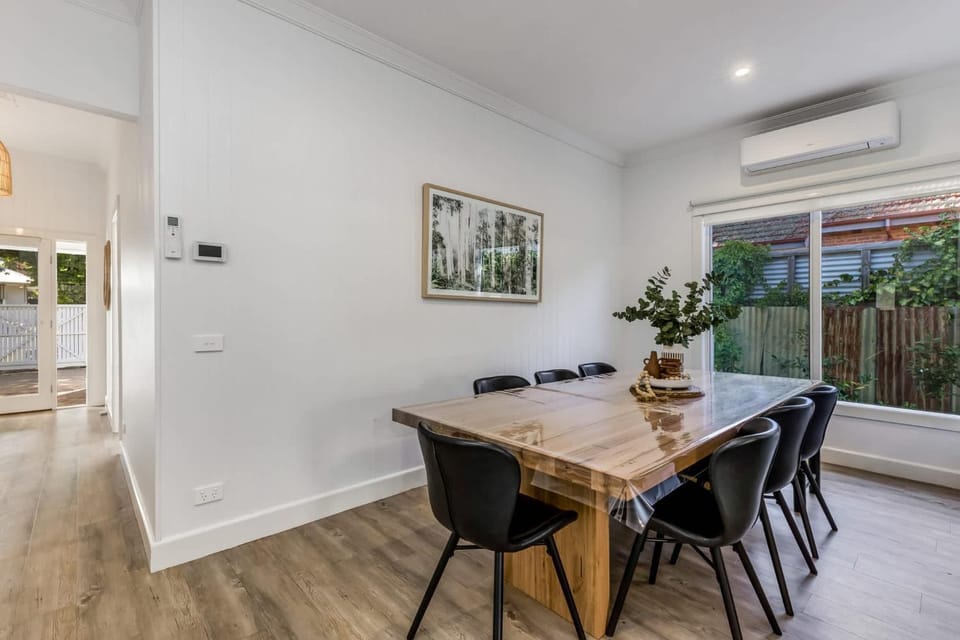 Dining area, air conditioner