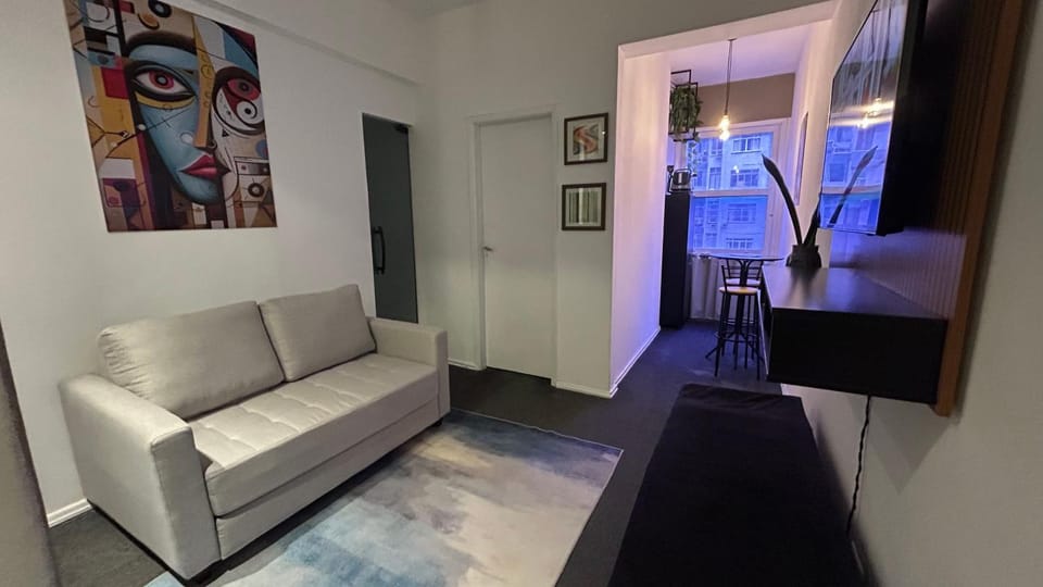 Communal lounge/ TV room, Living room