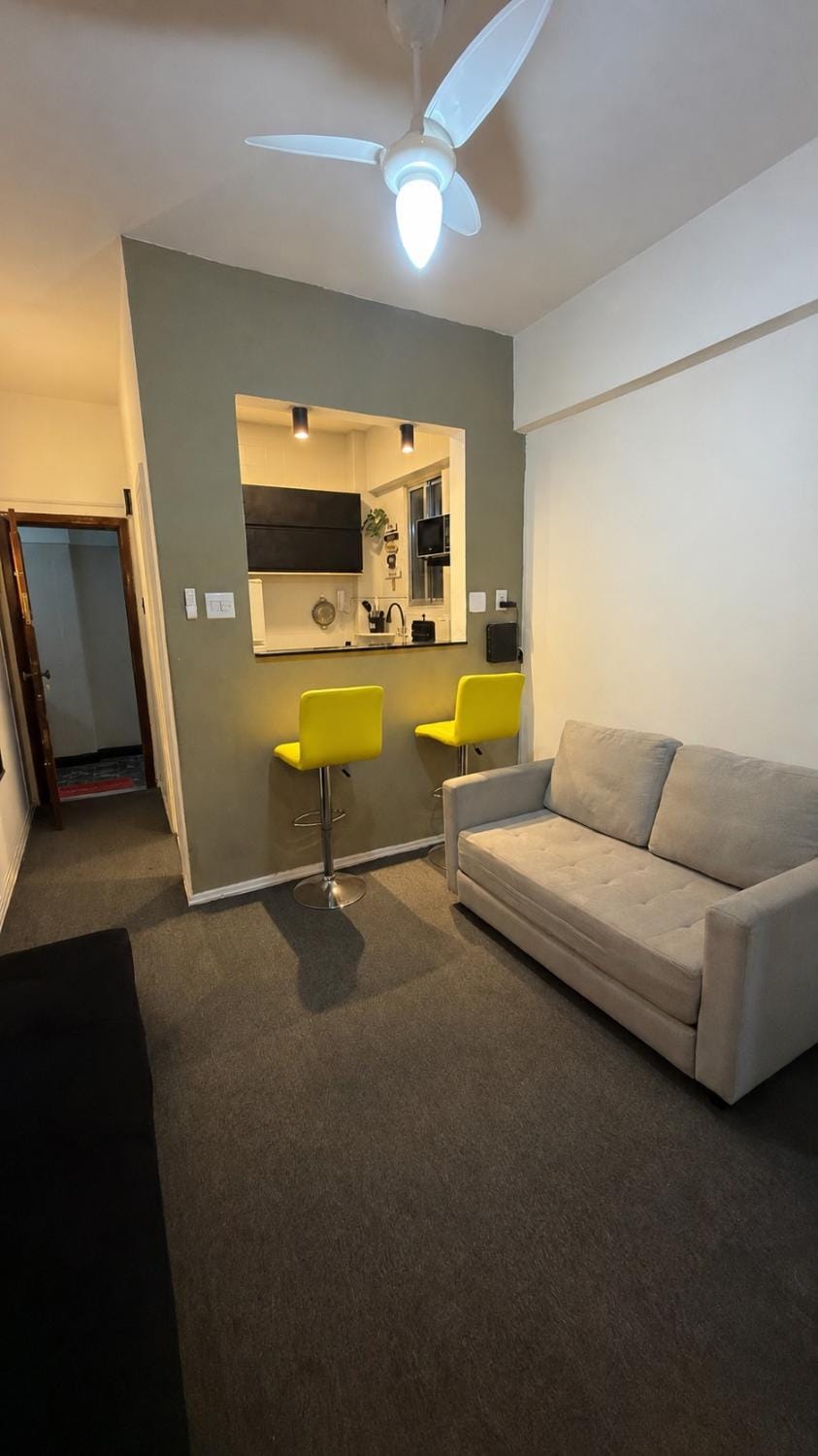 TV and multimedia, Kitchen or kitchenette, Living room, Seating area