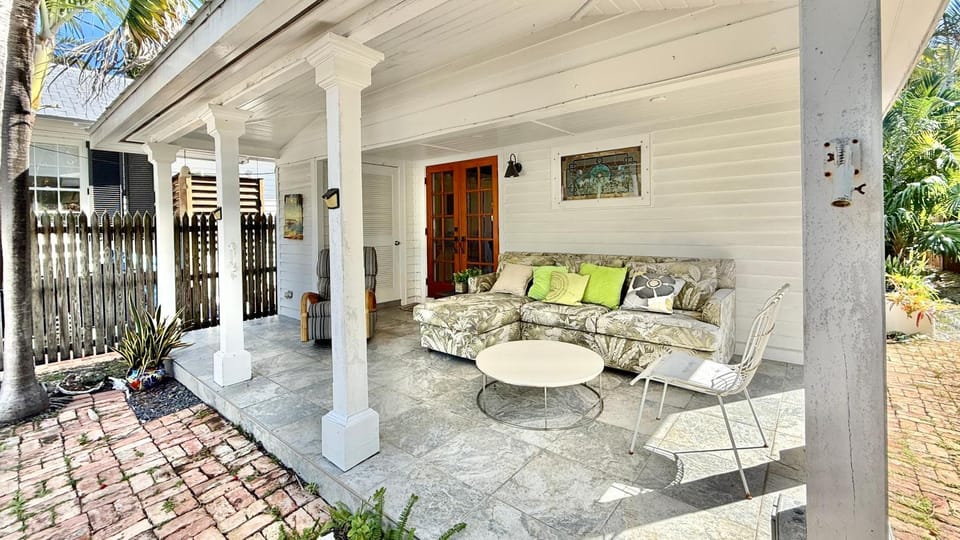Carsten Lane Cottage House in Key West