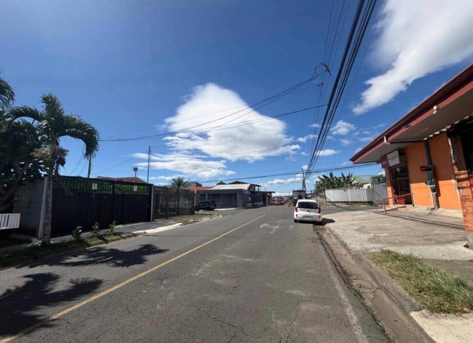 Alojamiento Cereza 1 Apartment in Alajuela