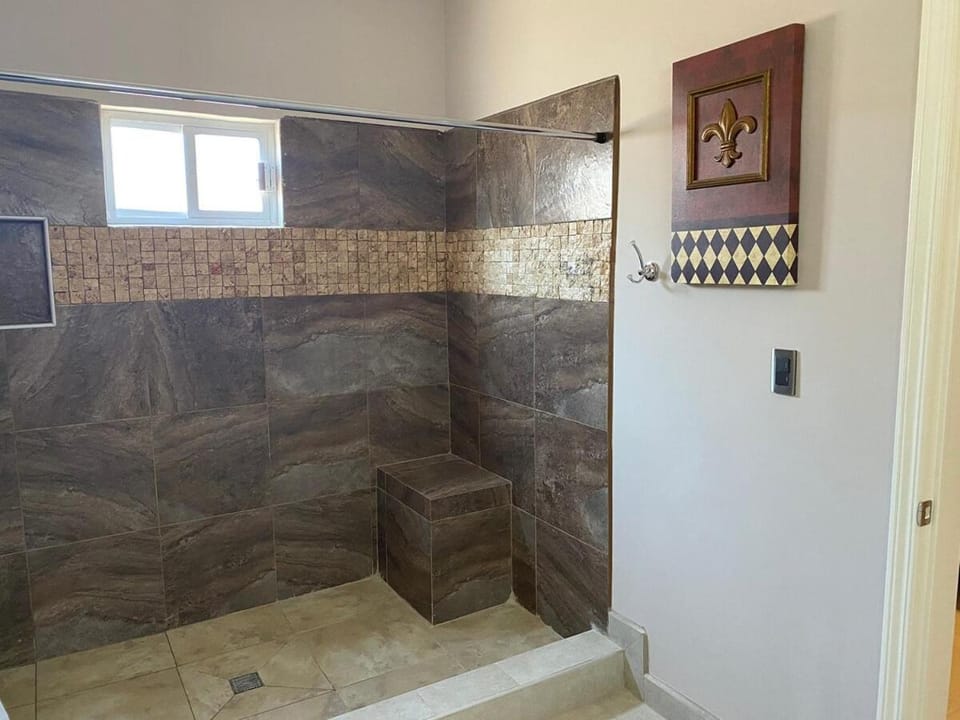 Casa Miguel Hidalgo 6 Bedroom, 4 Bath for 20 people House in Rocky Point