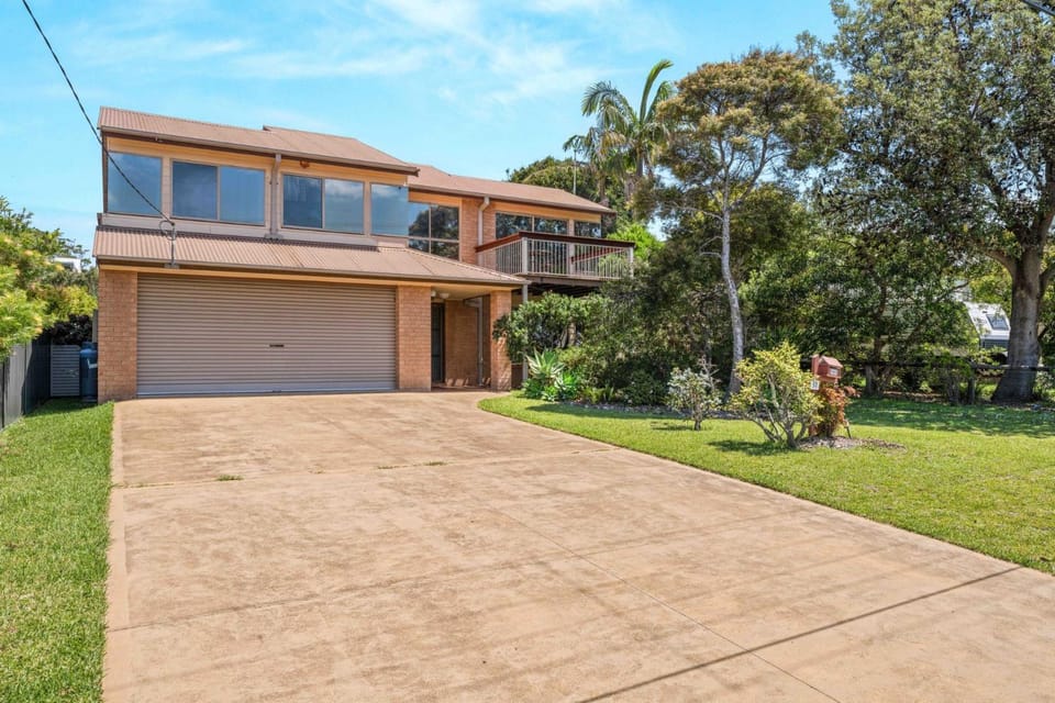 Wavesong by Experience Jervis Bay House in Vincentia