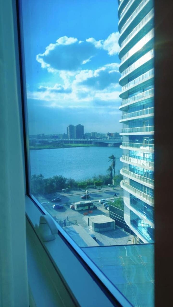 Hotel APT in Hilton 2ROOM with Full Nile View Apartment in Cairo Governorate