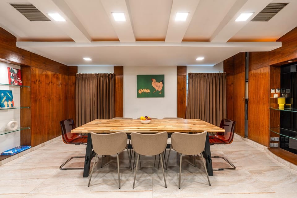 Living room, Dining area