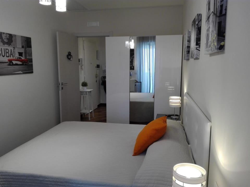 Residenza Piazza Moro Bed and Breakfast in Bari