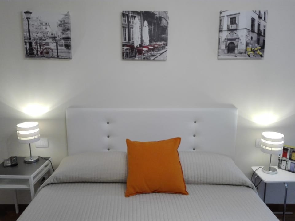 Residenza Piazza Moro Bed and Breakfast in Bari