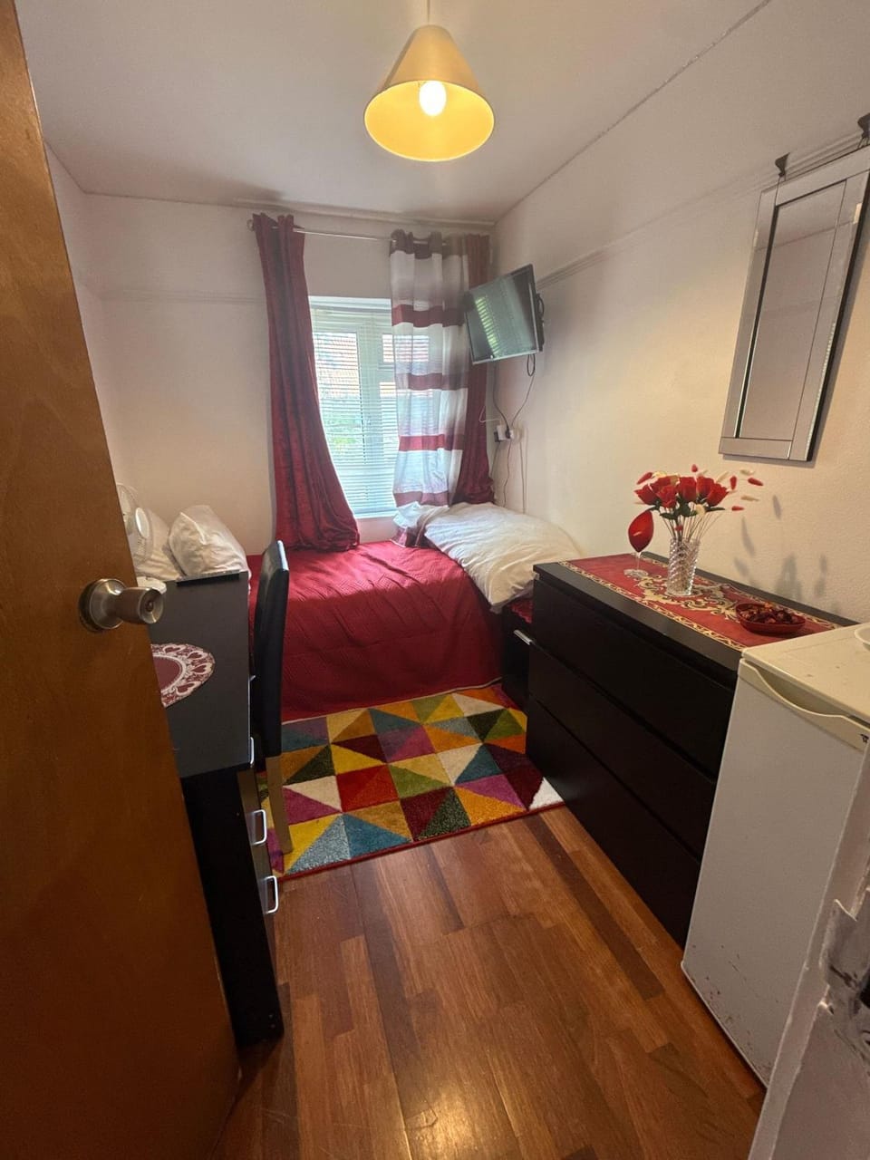 Bed, Bedroom