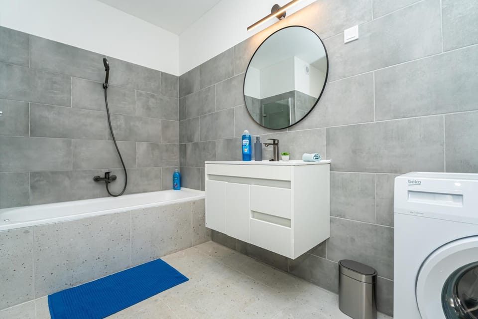 Shower, Bathroom, Bath, washing machine