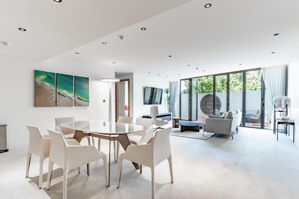 Communal lounge/ TV room, TV and multimedia, Living room, Seating area