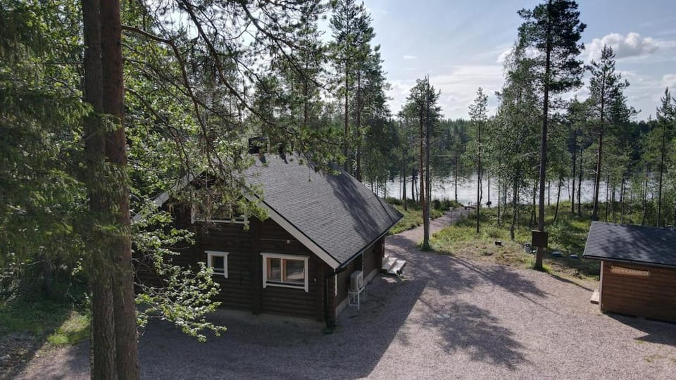 Riverside cabin Hiekkaranta Cabin in Finland