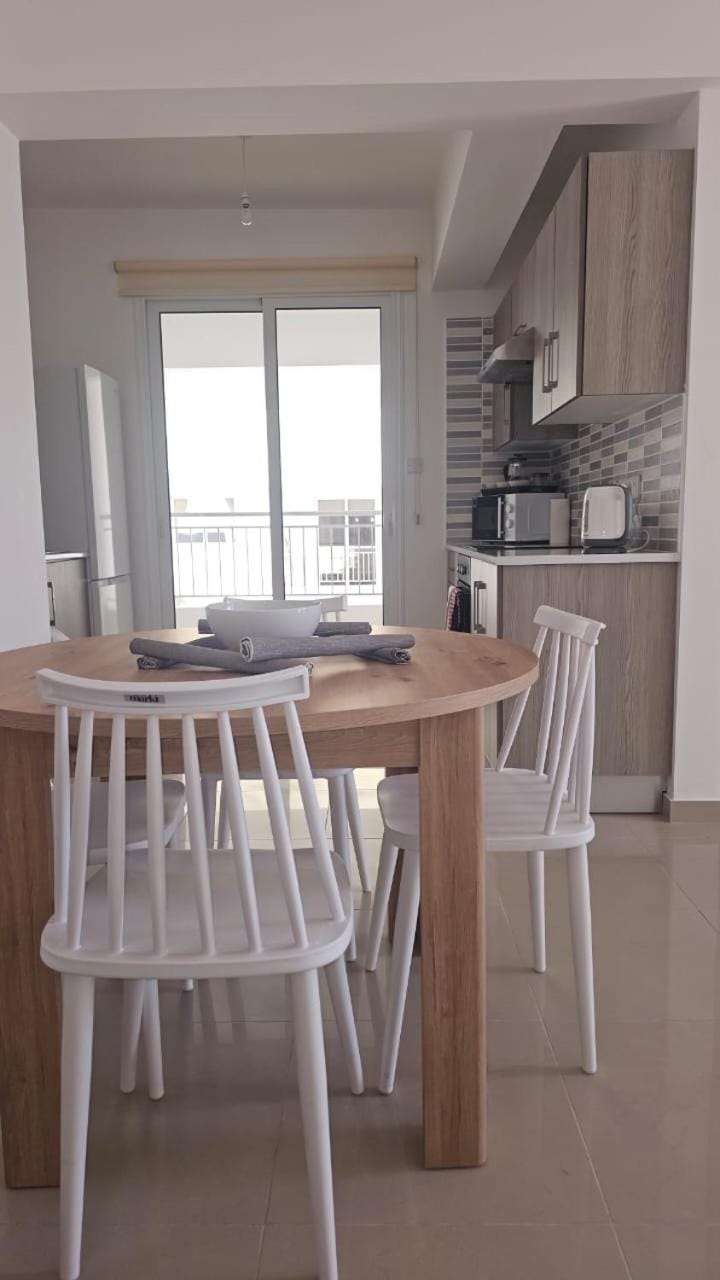 Obv 3-206 Apartment in Larnaca District