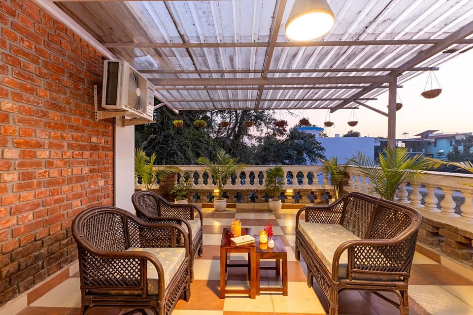 Rahta Villa3-BHK Retreat with Picturesque Balcony & Patio Villa in Dehradun