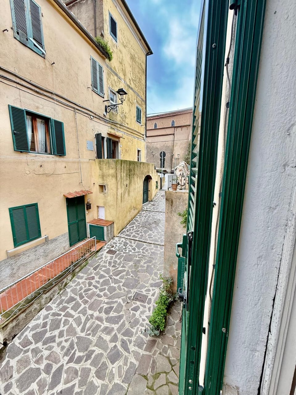 View (from property/room), Street view