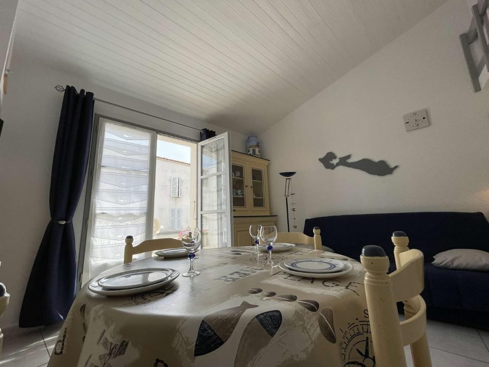 Appt 2 pièces ILE DE RE - SAINT MARTIN DE RE - IDR400-04D Apartment in Saint-Martin-de-Ré