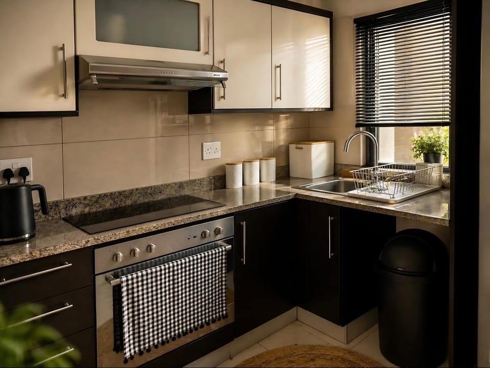 Kitchen or kitchenette, oven, stove, stove, kitchen, kitchen