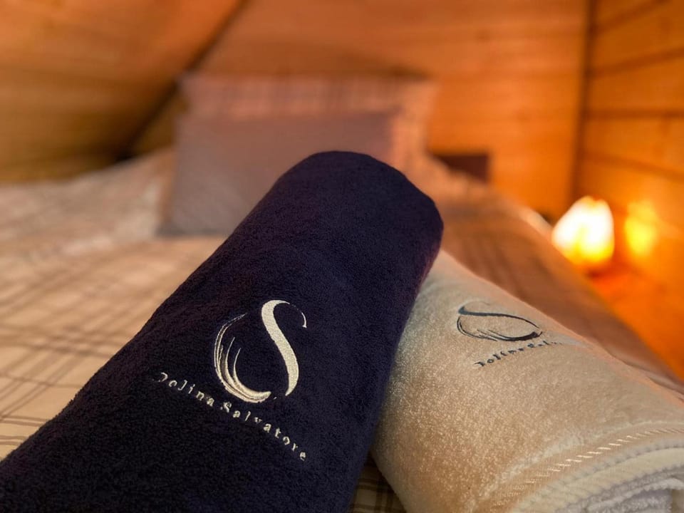 Bed, Property logo or sign, Bedroom