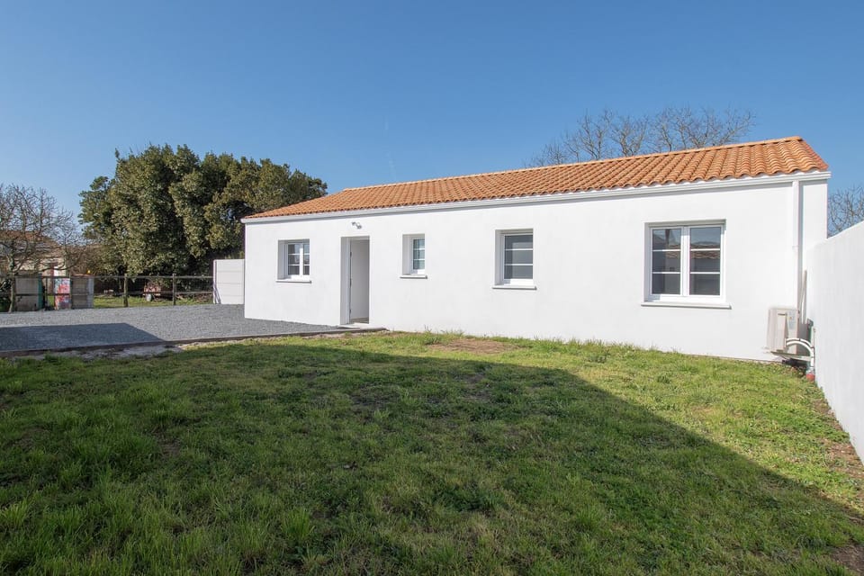 Property building, Garden view