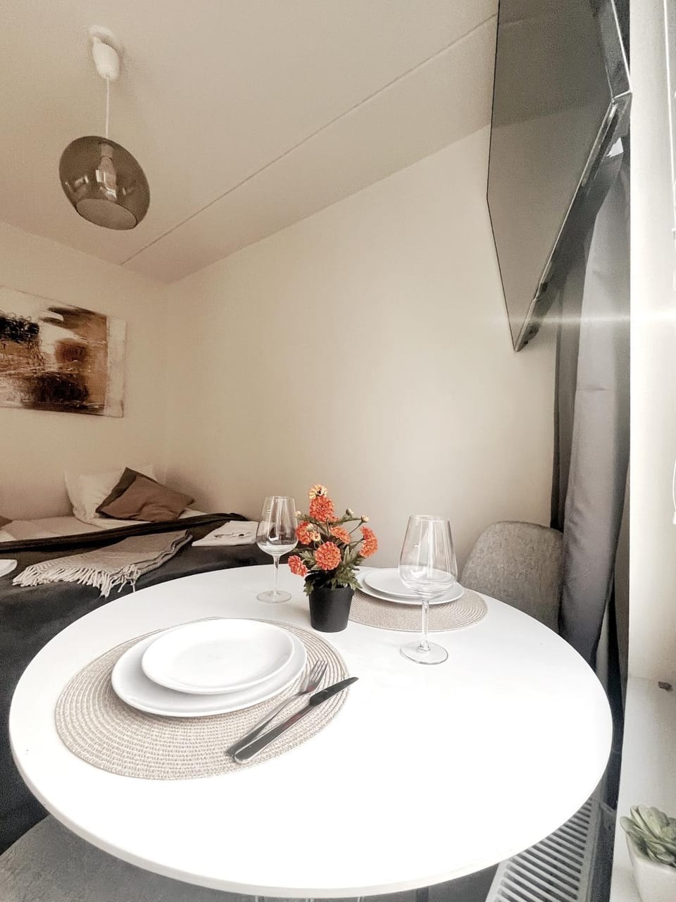 Cozy Studio - Heart of Tikkurila Apartment in Helsinki
