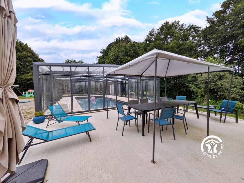 Patio, View (from property/room), Pool view, Swimming pool, sunbed