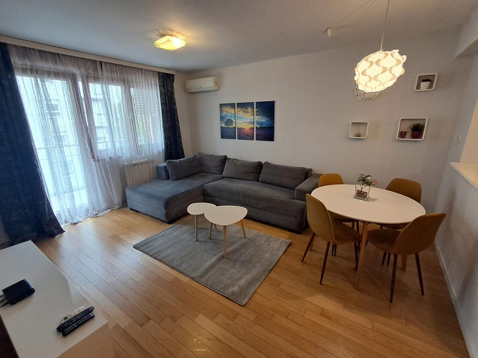 Apartment Premier 4 A Blok Apartment in Belgrade