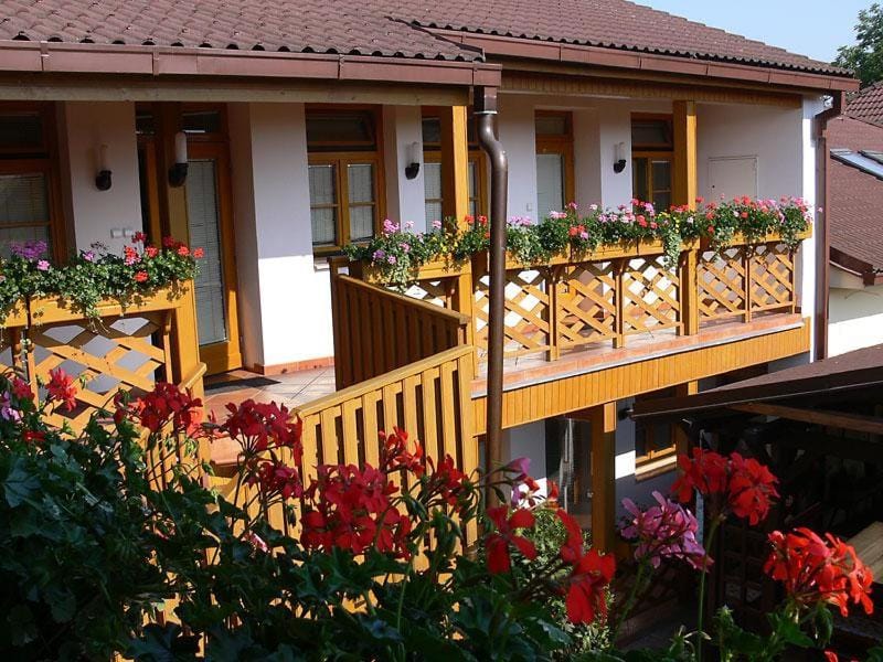 Property building, Garden, View (from property/room), Balcony/Terrace
