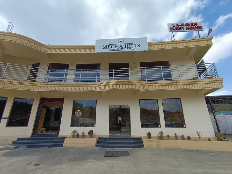 La Haven Guest House Bed and Breakfast in Bangladesh