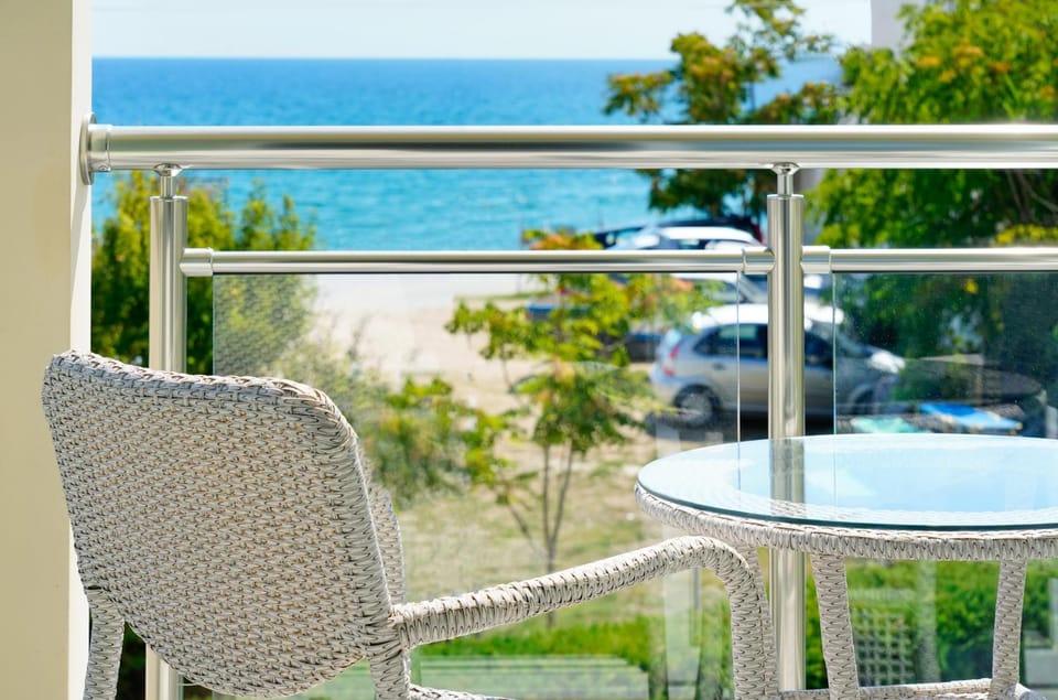 Lafeyra Hotel House in Limenaria