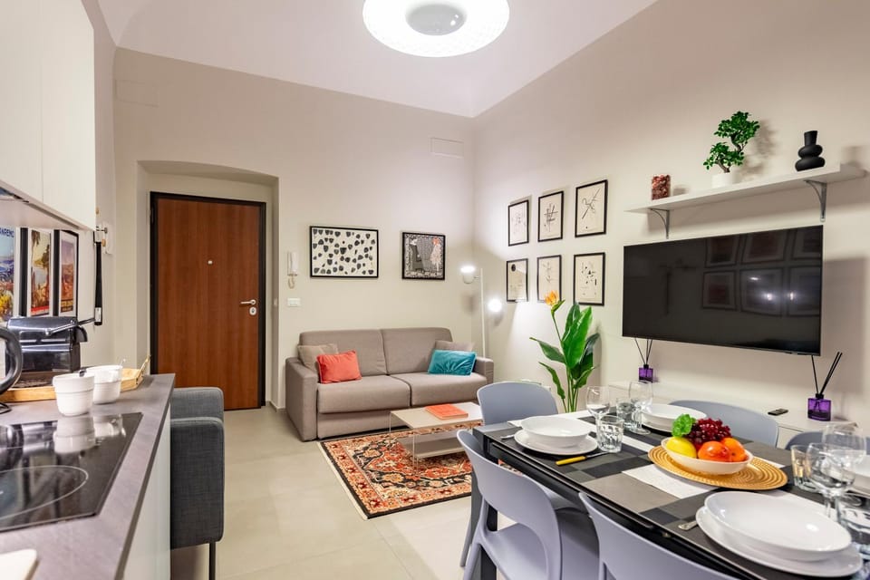 Kitchen or kitchenette, Living room, Dining area