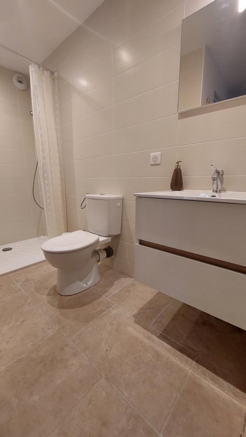 Shower, Toilet, Bathroom